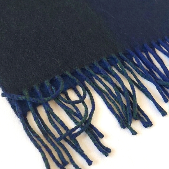 Givenchy cashmere scarf - Picture 7 of 13